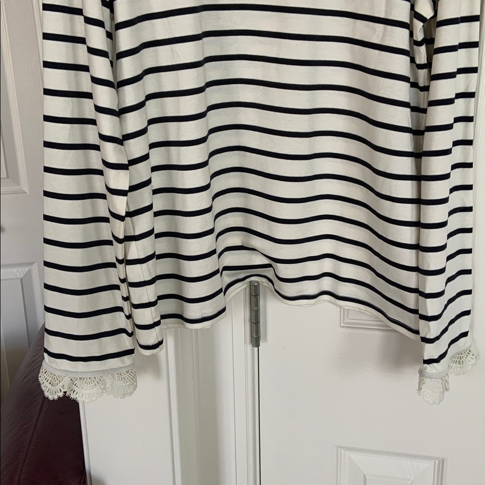 Talbots long sleeve ruffle trim tee - Picture 2 of 5